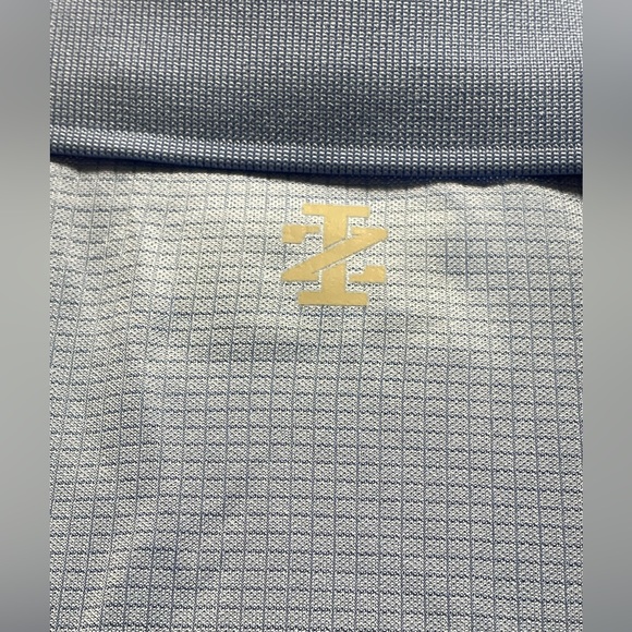 Izod NWT Men’s golf shirt light blue Size Small - Picture 7 of 7